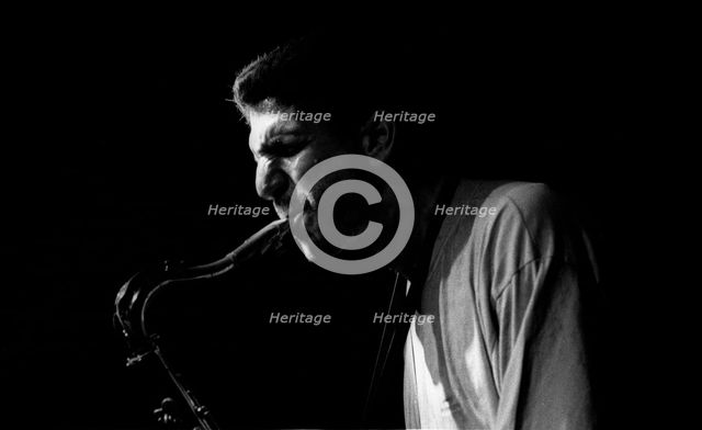Bob Berg, Ronnie Scott's, Soho, London, May,1993.  Artist: Brian O'Connor.