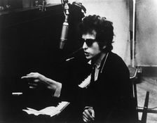 Bob Dylan (1941- ), American musician