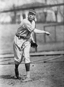 Bob Groom, Washington Al (Baseball), 1913. Creator: Harris & Ewing