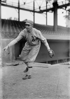 Bob Shawkey, Philadelphia Al (Baseball), 1913. Creator: Harris & Ewing