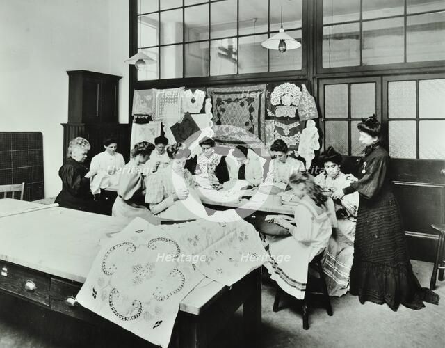 Bobbin lace and embroidery class, Northern Polytechnic, London, 1907.  Artist: Unknown.