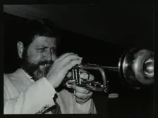 Bobby Shew playing his trumpet at The Bell, Codicote, Hertfordshire, 19 May 1985. Creator: Denis Williams