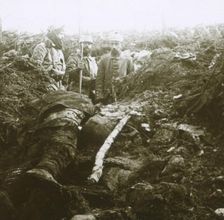 Bodies and prisoners, Les Éparges, northern France, 1915