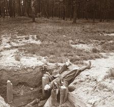 Body of dead soldier, Argonne, northern France, c1914-c1918