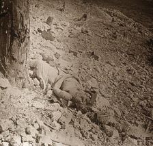 Body of dead soldier, c1914-c1918