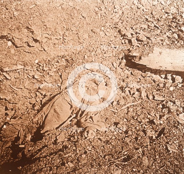 Body of dead soldier, Verdun, northern France, c1914-c1918. Artist: Unknown.