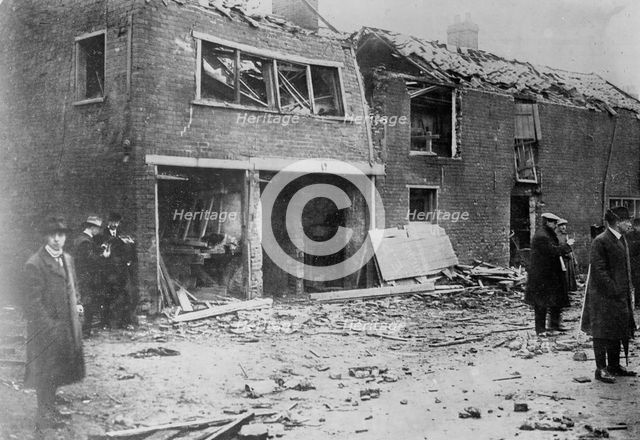 Bomb wrecked houses, Yarmouth, 1915. Creator: Bain News Service.