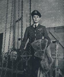 Bomber Captain 1941. Artist: Cecil Beaton