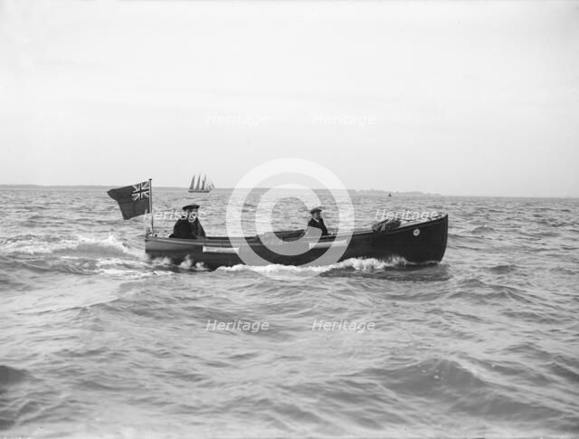 Bona's motor launch under way, 1912. Creator: Kirk & Sons of Cowes.