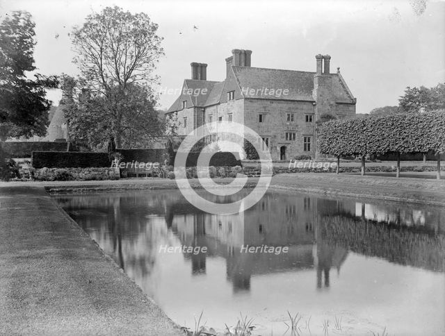 Batemans, Burwash, East Sussex, 1915. Artist: Nathaniel Lloyd