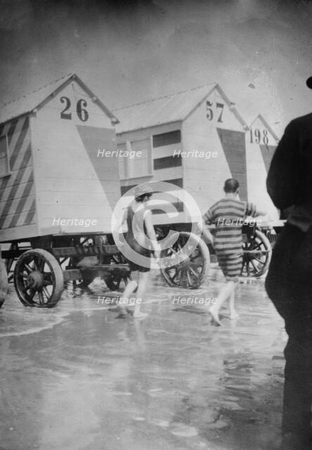 Bathers and Bathing Machines-Ostend, 1913. Creator: Bain News Service.