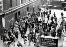 Battle of Cable Street Aldgate, London, 5th October 1936. Creator: Unknown