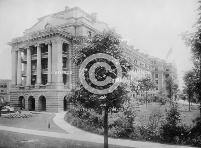 Battle Creek Sanitarium, between c1910 and c1915. Creator: Bain News Service.