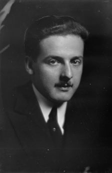 Baumgarten, Mr., portrait photograph, 1917 Nov. 5. Creator: Arnold Genthe