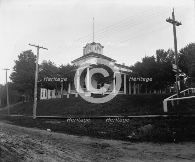 Bay View Hotel, Bay View, Mich., between 1890 and 1901. Creator: William H. Jackson.