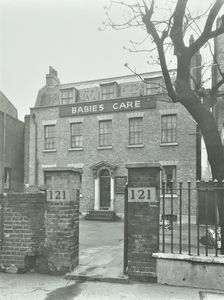 Babies Care building, Kennington Road, Lambeth, London, 1950