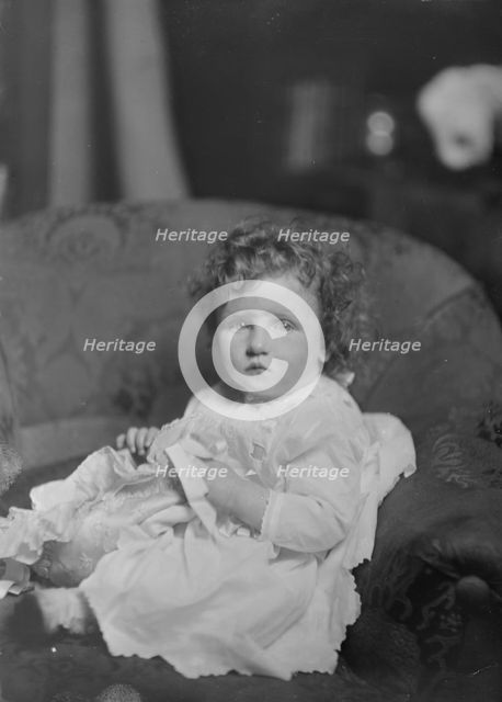 Baby of Mrs. Barnsdoff, portrait photograph, 1918 Nov. 23. Creator: Arnold Genthe.
