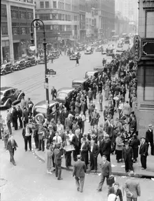 Background for Hightstown project photographs, Seventh Avenue and West 28th Street, New York, 1936. Creator: Dorothea Lange