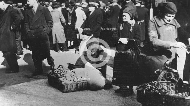 Bagel sellers outside Bloom's, London, 1930s. Creator: Unknown.
