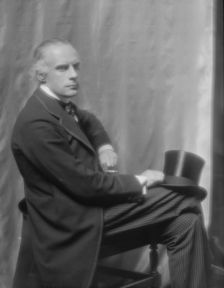 Bailey, J.T. Herbert, Mr., portrait photograph, ca. 1912. Creator: Arnold Genthe