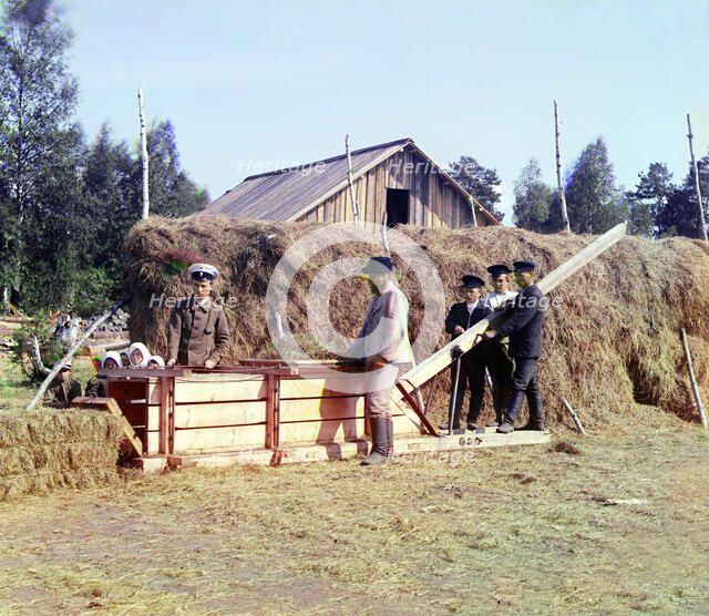 Baling machine for hay, 1915. Creator: Sergey Mikhaylovich Prokudin-Gorsky.