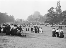 Balloon ascent at Crystal Palace Park, Sydenham, London, late 19th century
