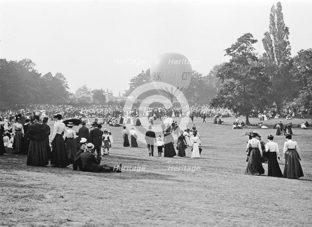 Balloon ascent at Crystal Palace Park, Sydenham, London, late 19th century. Artist: Unknown