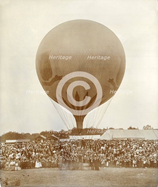 Balloon Ascent, Pimlico Recreation Ground, Ilkeston, Derbyshire, c1907 Creator: Unknown.