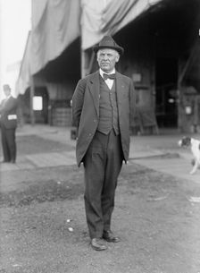 Balloons - Capt. Thomas S. Baldwin, N.A., Who Built Dirigible Balloon..., 1914. Creator: Harris & Ewing