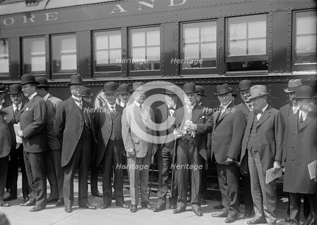 Baltimore And Ohio Railway - Cabinet Officers Inspecting Saftey First Train: Redfield..., 1917. Creator: Harris & Ewing.