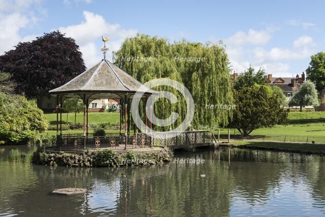 Bandstand and pond, Gheluvelt Park, Barbourne, Worcester, Worcestershire, 2015. Artist: Steven Baker.