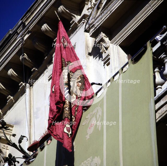 Banner of Castile, celebration on 2nd January of the taking of the city by the Catholic Kings.