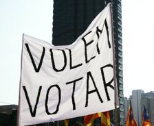 Banner: "Volem votar" (We want to vote), National Day of Catalonia, Barcelona, 11-09-2014. Creator: LTL