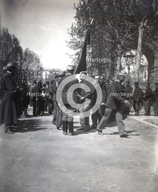 Barcelona. People in the swear allegiance to the flag ceremony of 1902 in the Victor Pradera Hall.