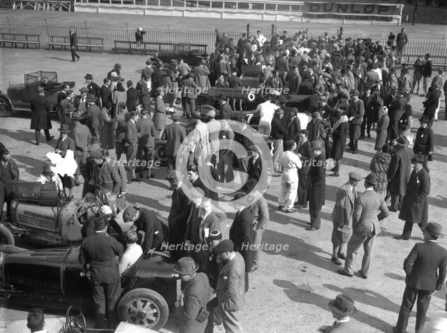BARC meeting, Brooklands, 1930. Artist: Bill Brunell.