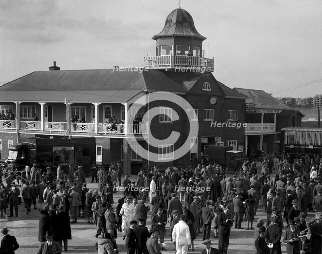BARC race meeting, Brooklands, 1930. Artist: Bill Brunell.