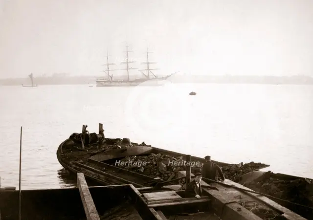 Barge loaded with freight, Rotterdam, 1898.Artist: James Batkin