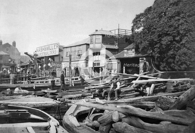 Bargebuilders, Bishop's Walk, Lambeth, London, c1860. Artist: William Strudwick