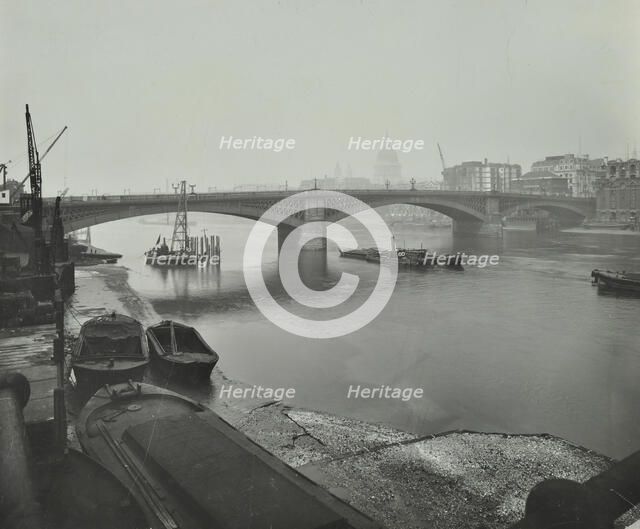 Barges at Bankside, looking upstream towards Southwark Bridge, London, 1913.  Artist: Unknown.