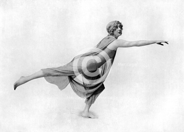 'Barefooted Dancing After The Greek Style', c1913. Artist: White Studios