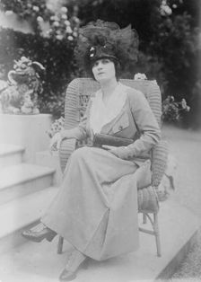Baroness de Guestre, between c1910 and c1915. Creator: Bain News Service