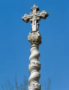 Baroque cross, central courtyard of the former Hospital de la Santa Creu, Barcelona, Spain, 1998. Creator: LTL