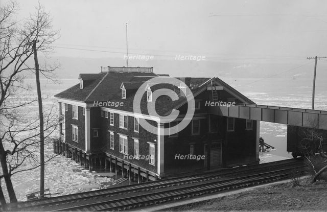 Barnard College Canteen, 1918. Creator: Bain News Service.