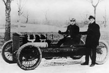 Barney Oldfield and Henry Ford with Ford 999 1902