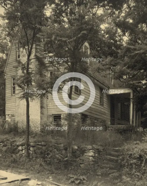 Barnes house, Warrenton Road, Scott's Hill, Falmouth, between 1925 and 1929. Creator: Frances Benjamin Johnston.