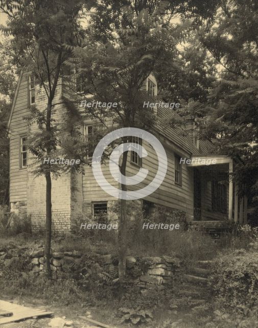 Barnes house, Warrenton Road, Scott's Hill, Falmouth, between 1925 and 1929. Creator: Frances Benjamin Johnston.