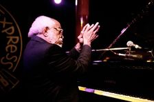 Barry Harris, Pizza Express, Dean St, London, Dec 2005. Artist: Brian O'Connor