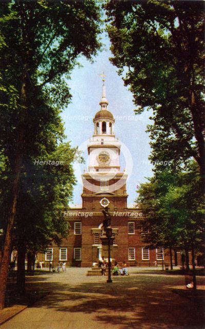 Barry Statue and Independence Hall, Philadelphia, Pennsylvania, USA, 1953. Artist: Unknown