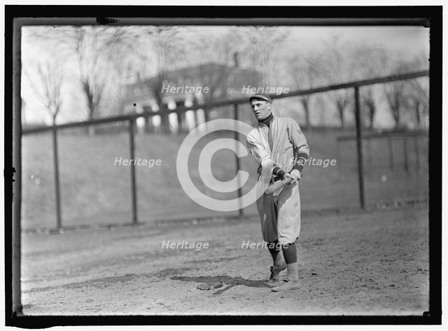 Baseball Players, between 1913 and 1917. Creator: Harris & Ewing.