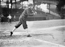 Baseball, Professional - Players, 1913. Creator: Harris & Ewing